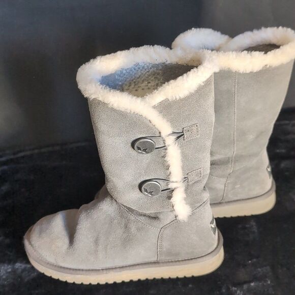 Koolaburra by UGG Women's Size 7 Grey Suede Shearling Lined Button Boots - Picture 1 of 9